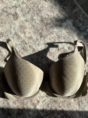 Victoria's Secret Taupe Dot Molded Underwire Bra